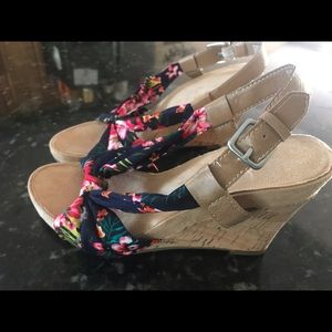 Aerosoles Sandals